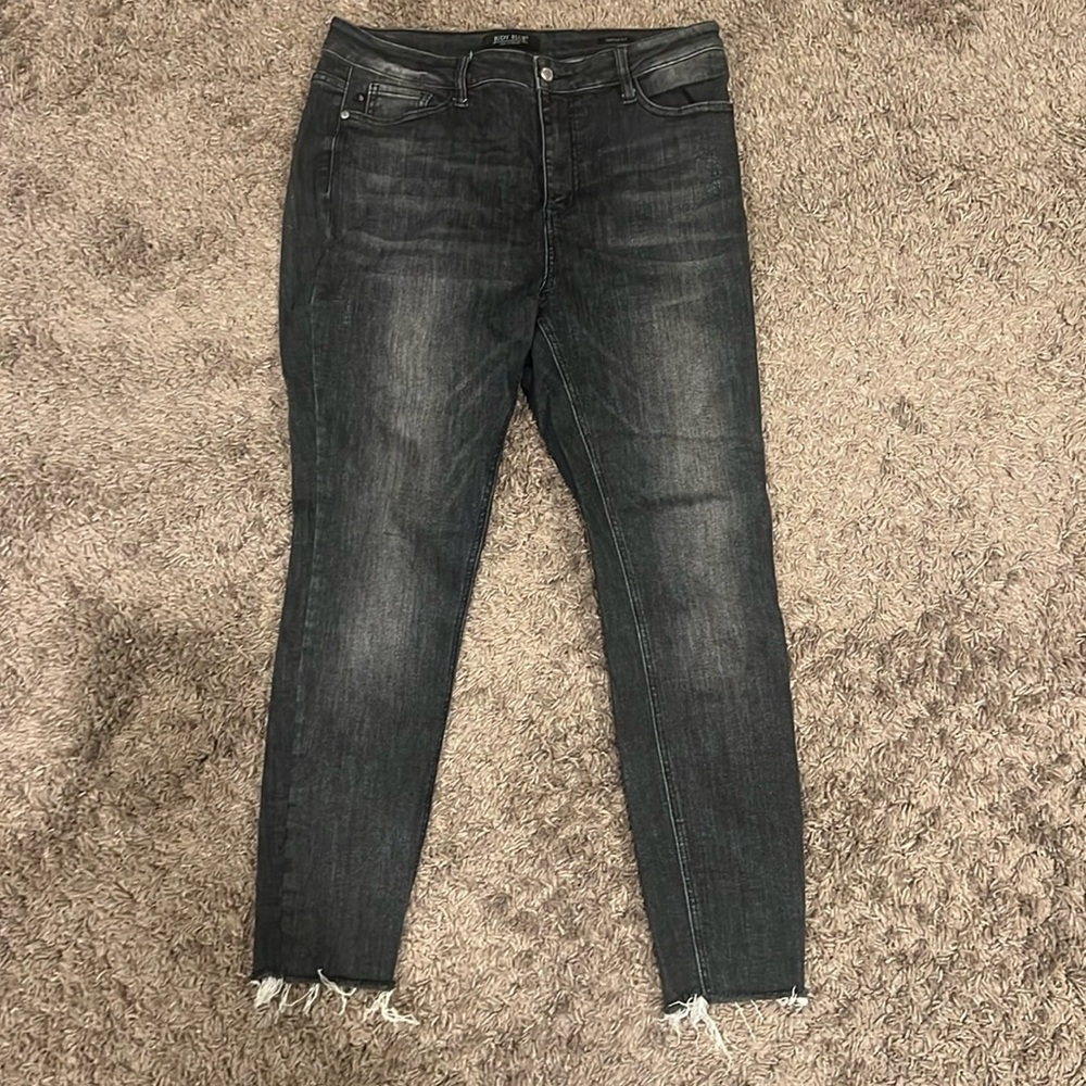 Judy Blue Skinny raw hem 15/32